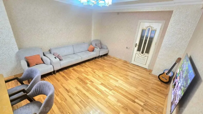 3 otaqlı Mənzil 120 m² Qara Qarayev m. Satılır