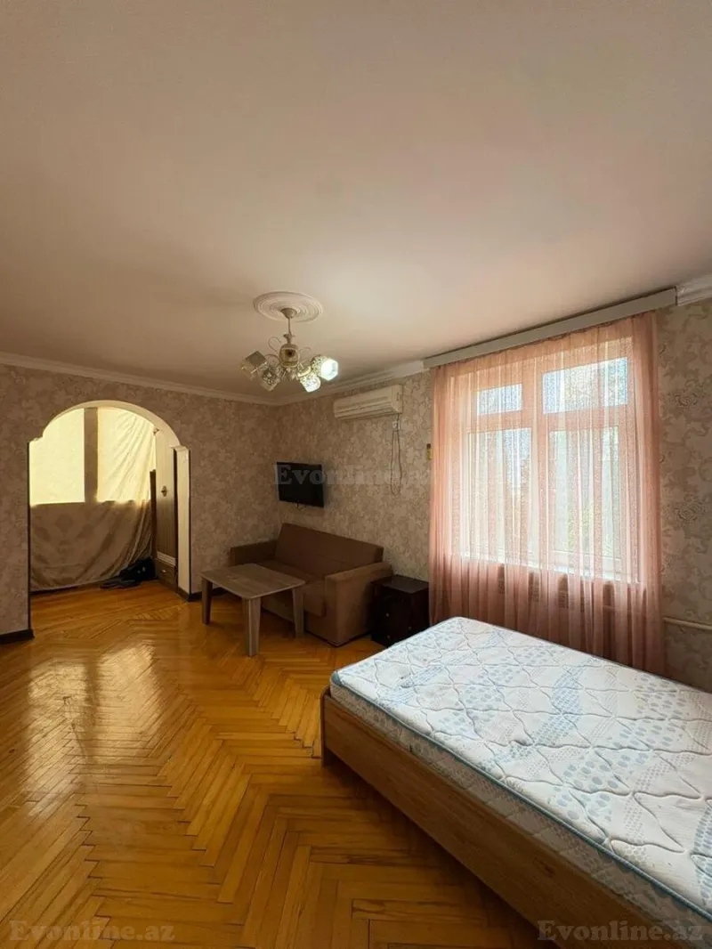 Satılır 1 otaqlı Mənzil Köhnə tikili 32 m² Nizami m. - şəkil 2
