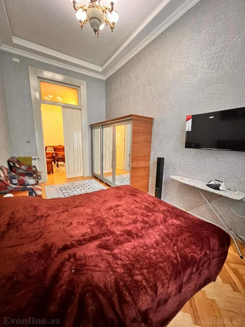Satılır 3 otaqlı Mənzil Köhnə tikili 100 m² Nizami m. - şəkil 10
