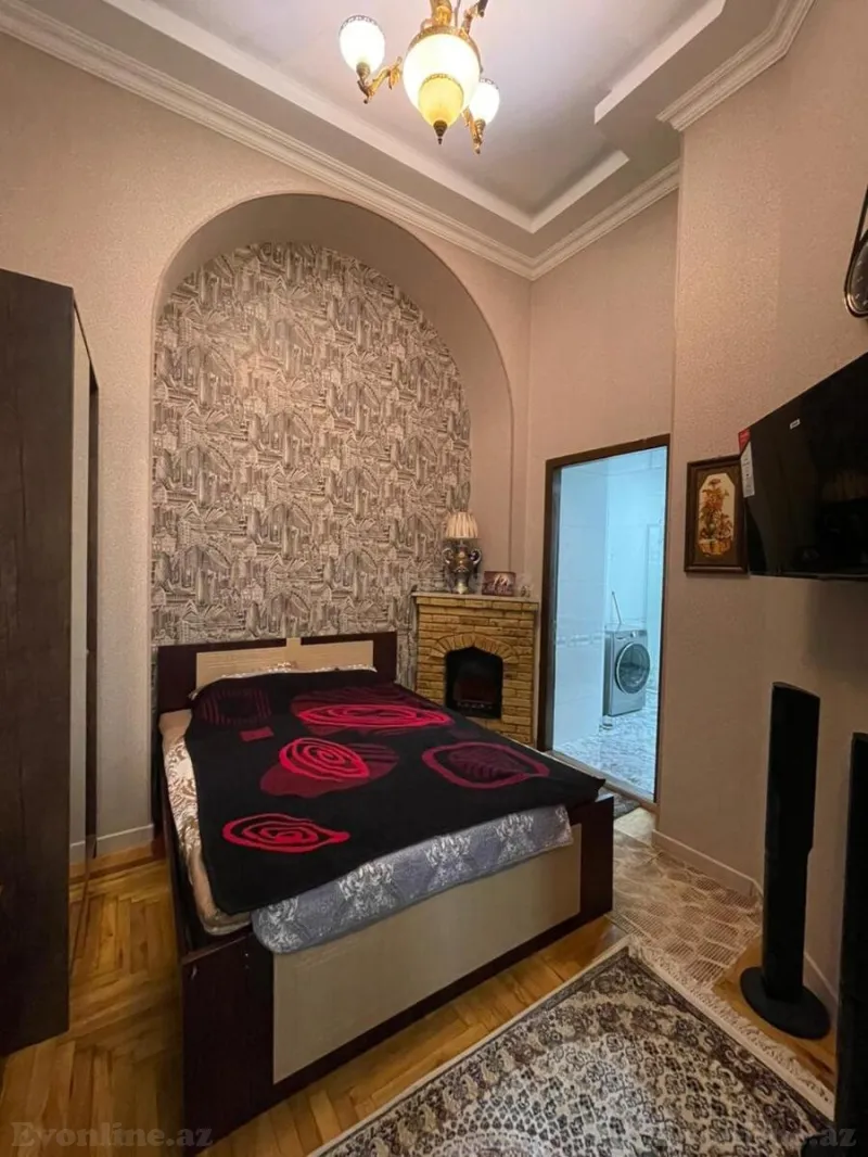 Satılır 3 otaqlı Mənzil Köhnə tikili 100 m² Nizami m. - şəkil 13