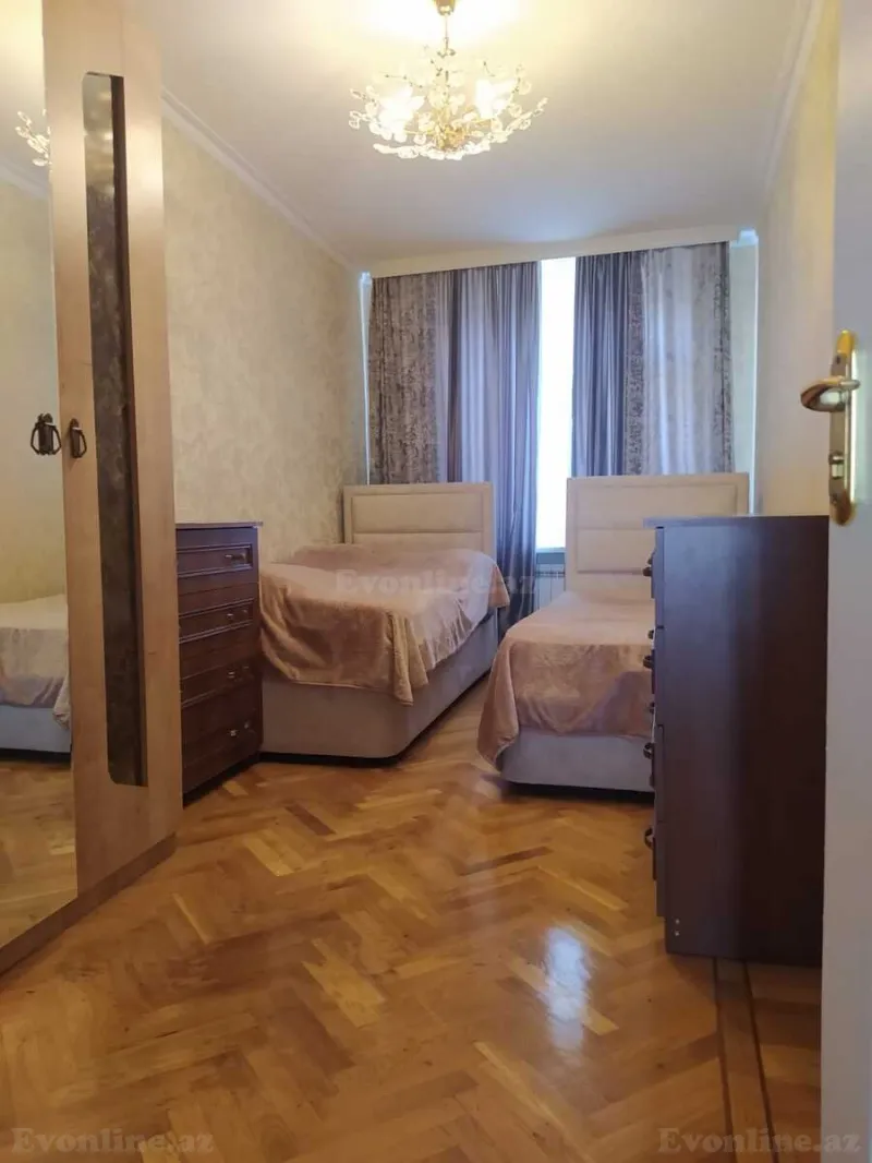 Kirayə verilir 2 otaqlı Mənzil Köhnə tikili 45 m² Qara Qarayev m. - şəkil 3