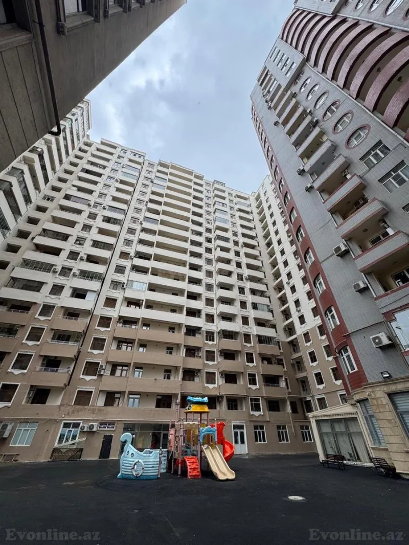 3 otaqlı Mənzil 98 m² Xətai m. Satılır