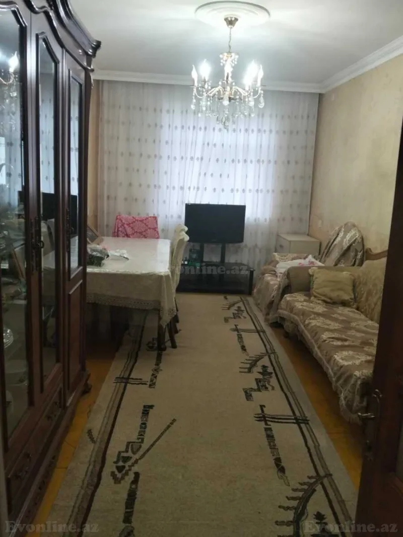 3 otaqlı Mənzil 75 m² Qaraçuxur Satılır
