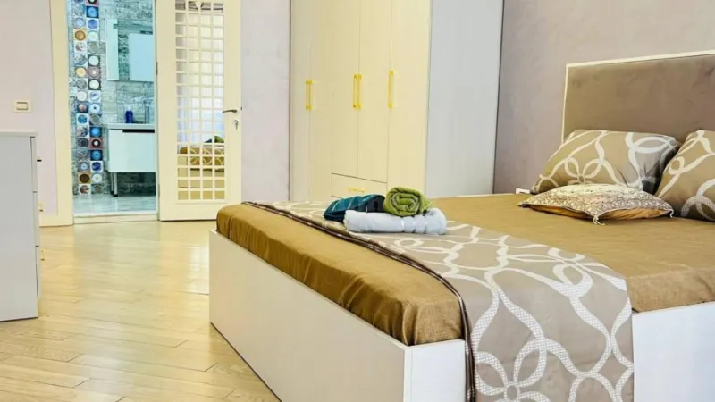 Kirayə verilir 3 otaqlı Mənzil Yeni tikili 150 m² Xətai m. - şəkil 10