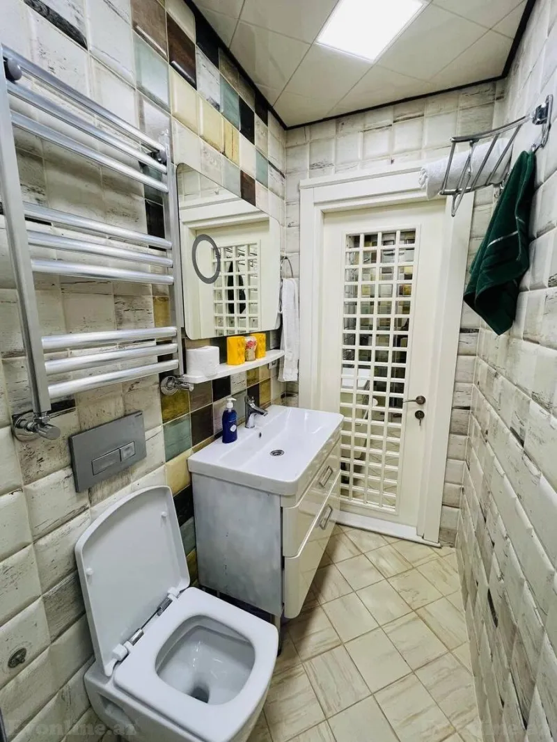 Kirayə verilir 3 otaqlı Mənzil Yeni tikili 150 m² Xətai m. - şəkil 12