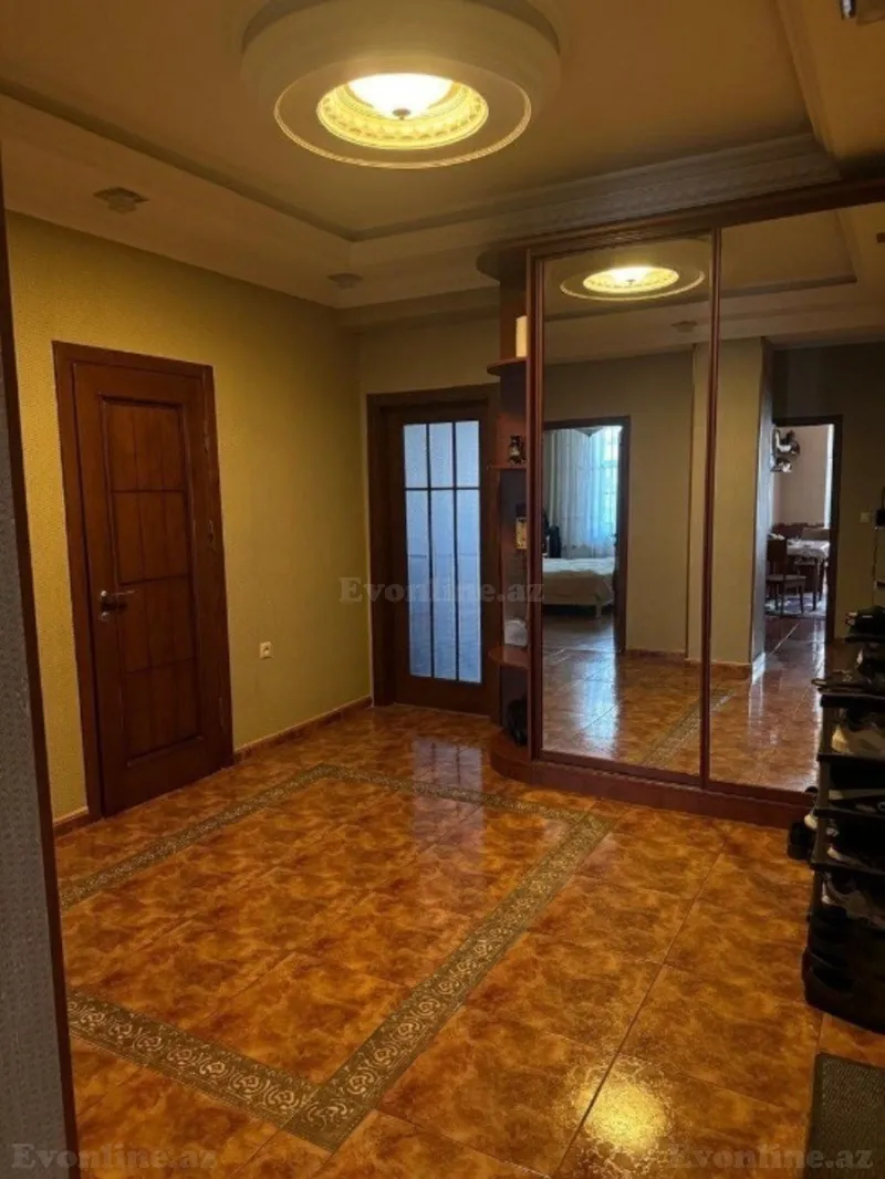Kirayə verilir 3 otaqlı Mənzil Yeni tikili 110 m² Neftçilər m. - şəkil 7