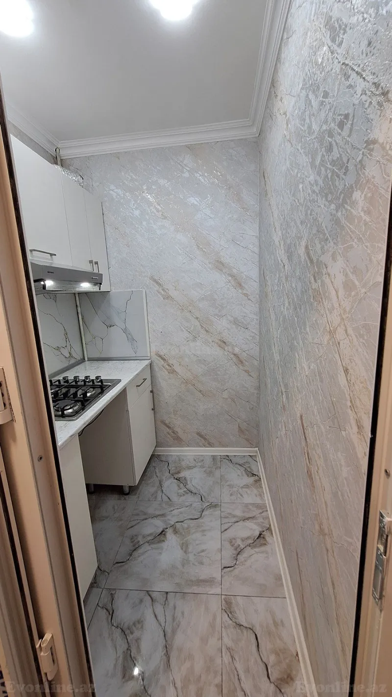 Satılır 2 otaqlı Mənzil Köhnə tikili 35 m² 4-cü mikrorayon - şəkil 6