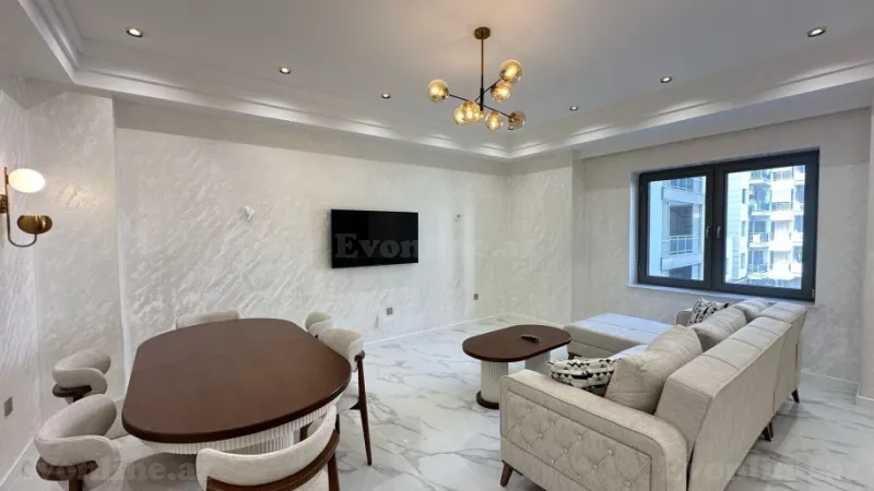 Kirayə verilir 4 otaqlı Mənzil Yeni tikili 160 m² Xətai r. - şəkil 2