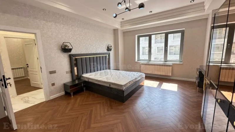 Kirayə verilir 4 otaqlı Mənzil Yeni tikili 160 m² Xətai r. - şəkil 7
