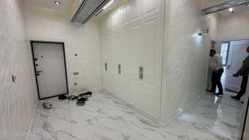 Kirayə verilir 4 otaqlı Mənzil Yeni tikili 160 m² Xətai r. - şəkil 15
