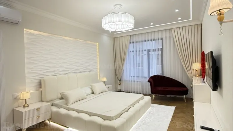 Satılır 4 otaqlı Mənzil Yeni tikili 206 m² Nəsimi r. - şəkil 8