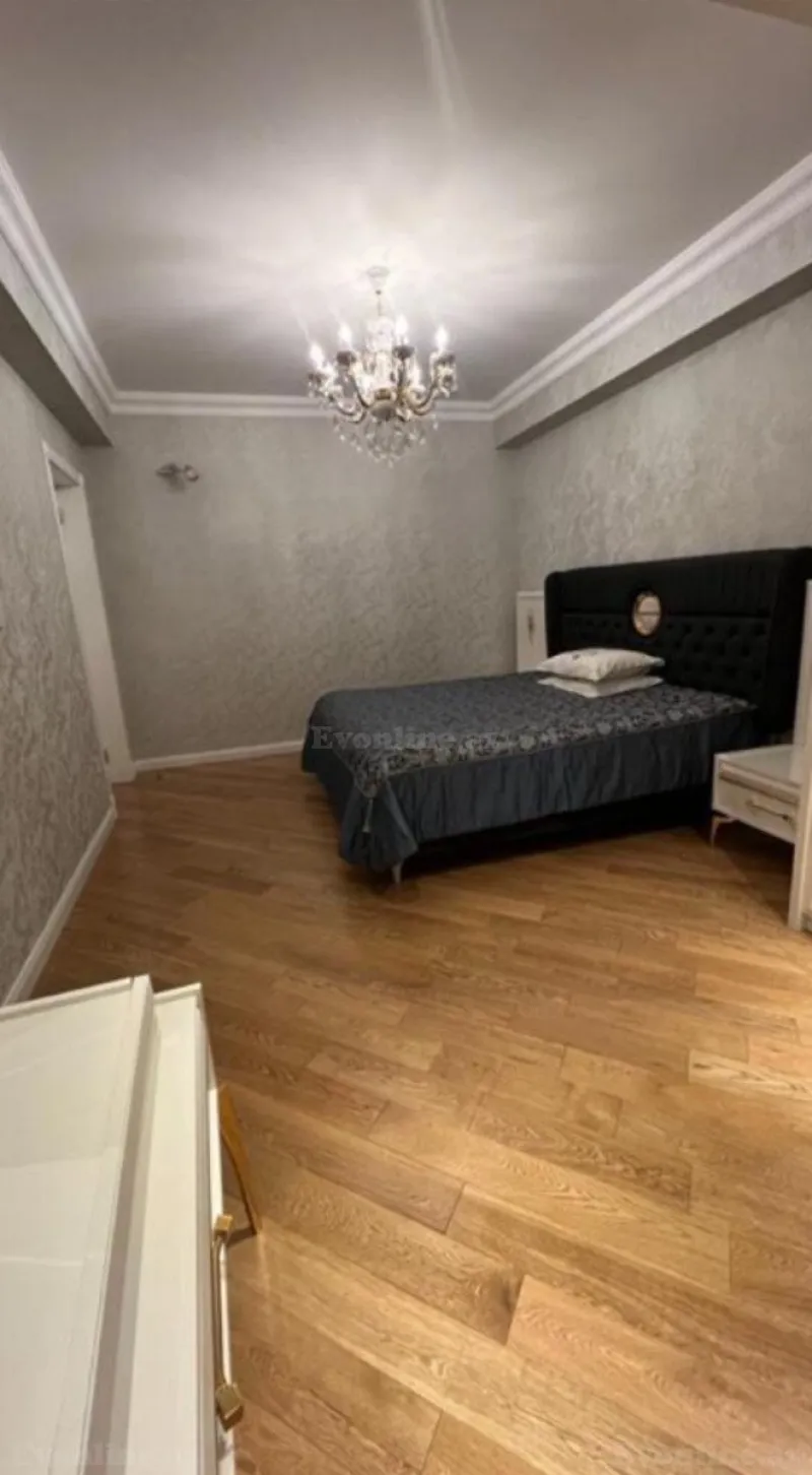 Satılır 8 otaqlı Mənzil Yeni tikili 250 m² Bayıl - şəkil 16