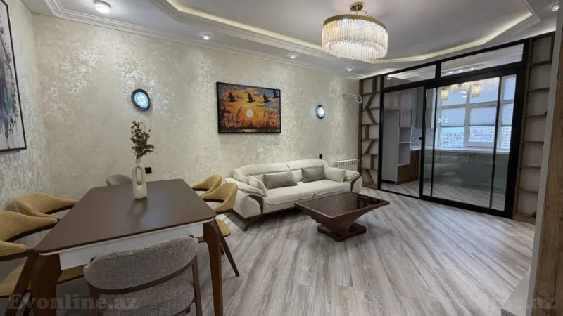 3 otaqlı Mənzil 90 m² Xətai r. Satılır