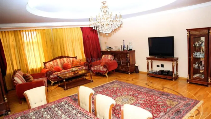 4 otaqlı Mənzil 210 m² Nəsimi r. Kirayə verilir