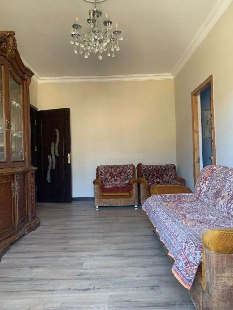 Satılır 5 otaqlı Mənzil Köhnə tikili 105 m² Xətai r. - şəkil 8