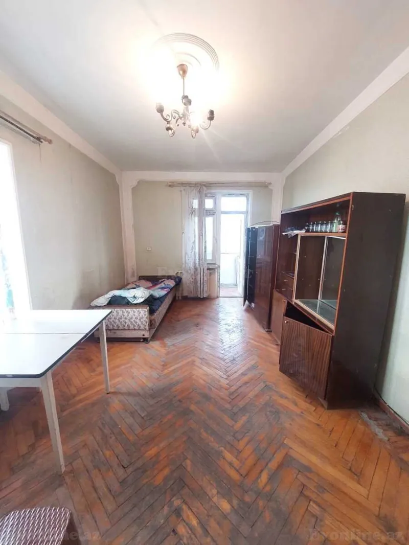 1 otaqlı Mənzil 35 m² 8-ci kilometr Satılır