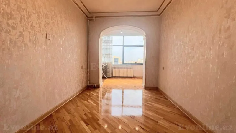Satılır 2 otaqlı Mənzil Köhnə tikili 65 m² Gənclik m. - şəkil 5