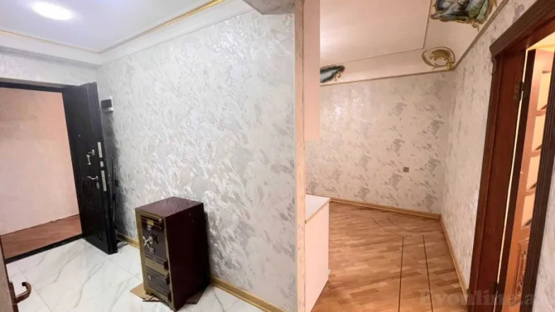Satılır 2 otaqlı Mənzil Köhnə tikili 65 m² Gənclik m. - şəkil 9