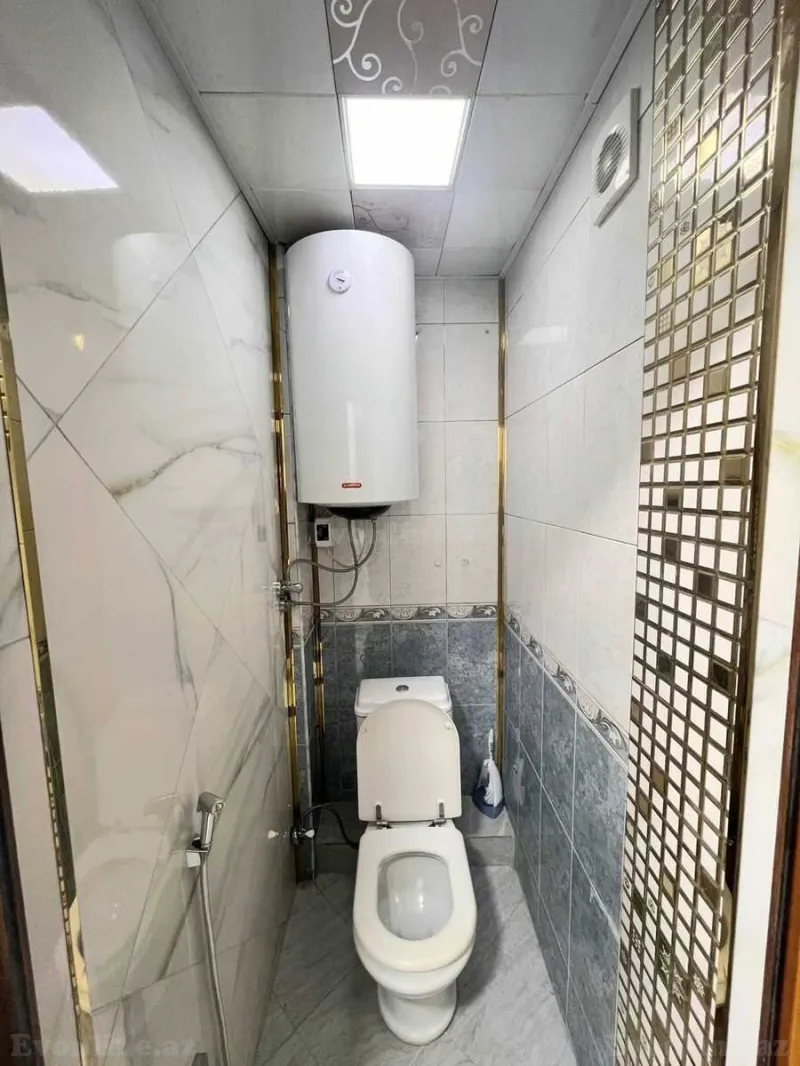 Satılır 2 otaqlı Mənzil Köhnə tikili 65 m² Gənclik m. - şəkil 11