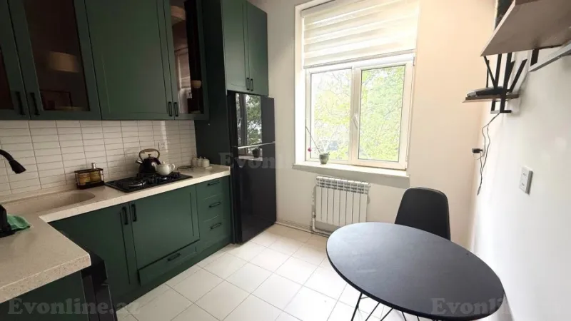 Satılır 3 otaqlı Mənzil Köhnə tikili 85 m² Nəsimi r. - şəkil 7