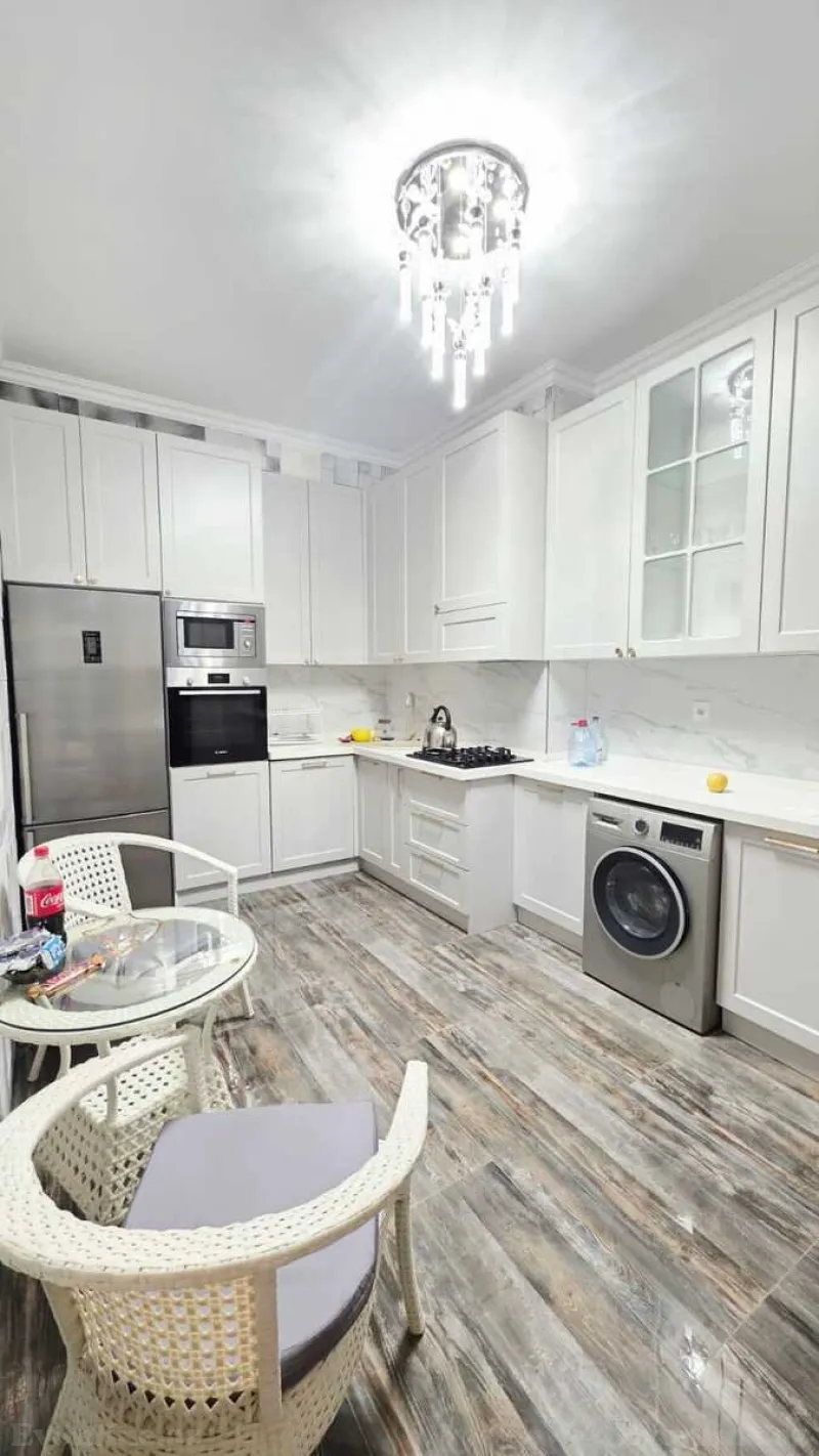 Kirayə verilir 3 otaqlı Mənzil Yeni tikili 125 m² Yasamal r. - şəkil 5