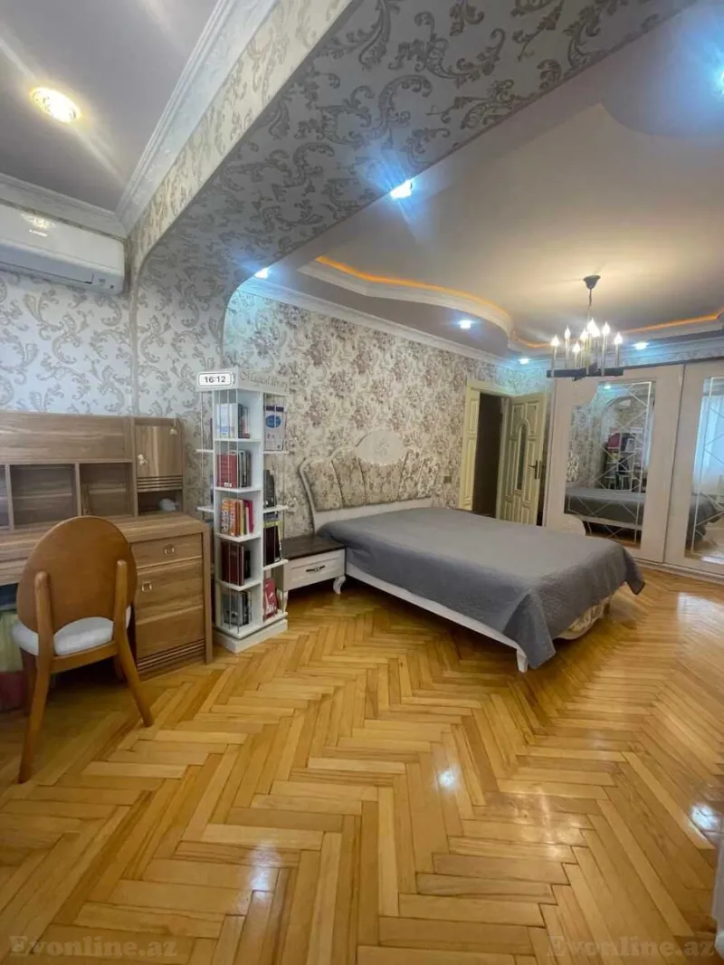 Satılır 3 otaqlı Mənzil Köhnə tikili 90 m² Nəriman Nərimanov m. - şəkil 2