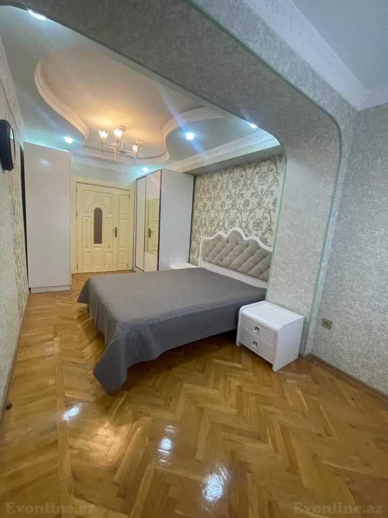 Satılır 3 otaqlı Mənzil Köhnə tikili 90 m² Nəriman Nərimanov m. - şəkil 6