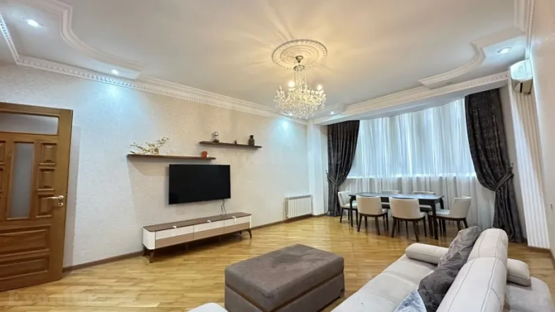 Satılır 4 otaqlı Mənzil Yeni tikili 170 m² Nəriman Nərimanov m. - şəkil 2