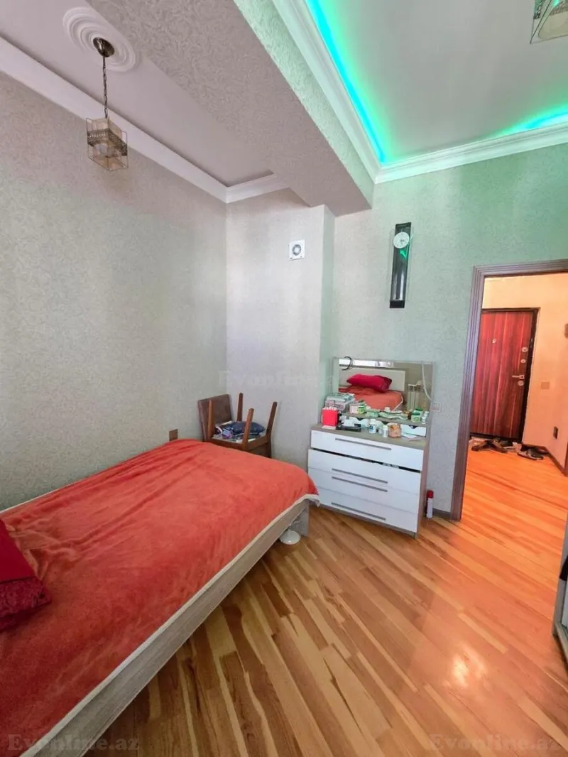 Satılır 2 otaqlı Mənzil Yeni tikili 60 m² Qara Qarayev m. - şəkil 3