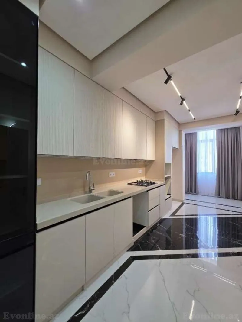 Satılır 3 otaqlı Mənzil Yeni tikili 120 m² 20 Yanvar m. - şəkil 8