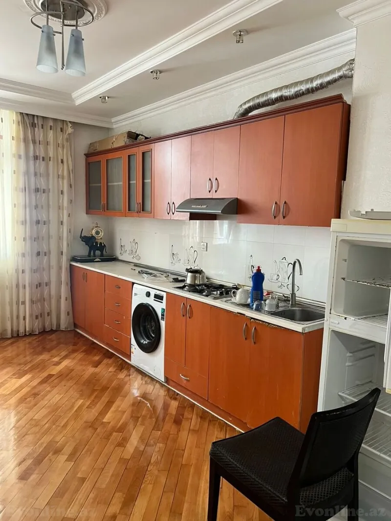 Kirayə verilir 3 otaqlı Mənzil Köhnə tikili 126 m² Nəriman Nərimanov m. - şəkil 10