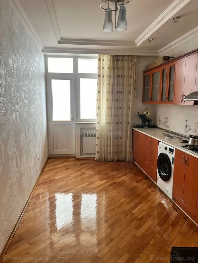 Kirayə verilir 3 otaqlı Mənzil Köhnə tikili 126 m² Nəriman Nərimanov m. - şəkil 15