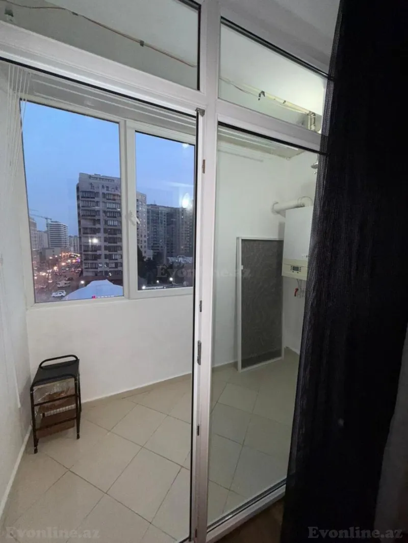 Satılır 2 otaqlı Mənzil Köhnə tikili 50 m² Gənclik m. - şəkil 5