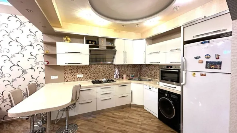 Kirayə verilir 3 otaqlı Mənzil Yeni tikili 90 m² Həzi Aslanov m. - şəkil 3