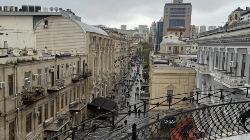 Satılır 7 otaqlı Mənzil Köhnə tikili 330 m² Sahil m. - şəkil 4