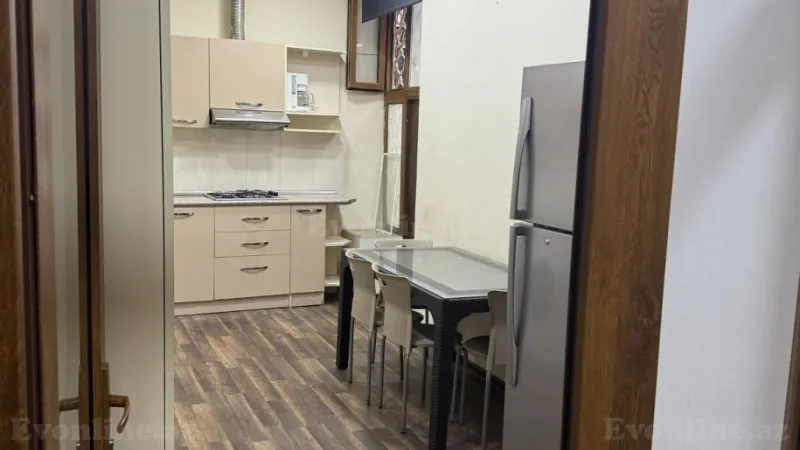 Satılır 7 otaqlı Mənzil Köhnə tikili 330 m² Sahil m. - şəkil 15