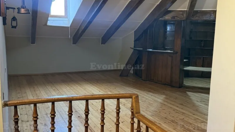 Satılır 7 otaqlı Mənzil Köhnə tikili 330 m² Sahil m. - şəkil 21