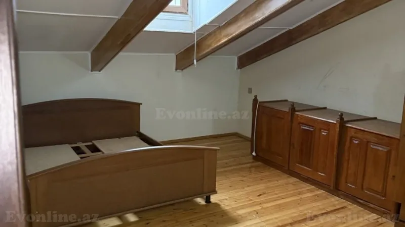 Satılır 7 otaqlı Mənzil Köhnə tikili 330 m² Sahil m. - şəkil 25