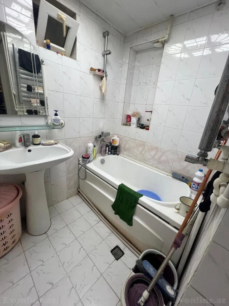 Satılır 2 otaqlı Mənzil Köhnə tikili 80 m² Elmlər Akademiyası m. - şəkil 5
