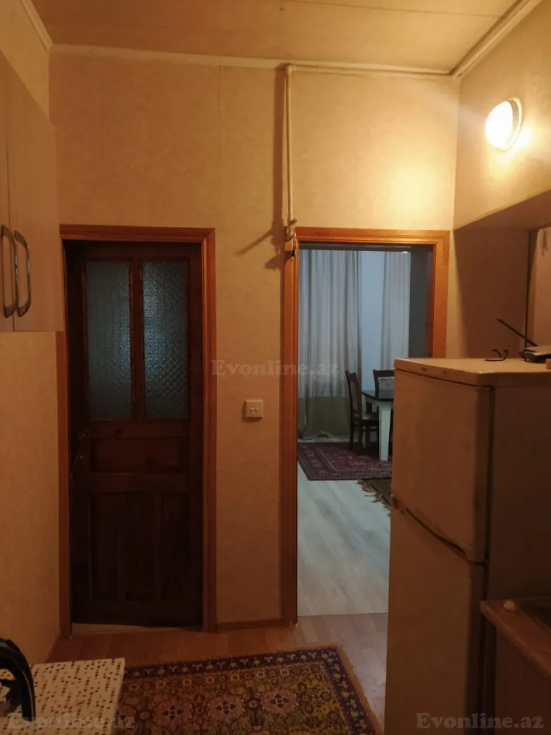 Kirayə verilir 2 otaqlı Mənzil Köhnə tikili 50 m² Bakıxanov - şəkil 6