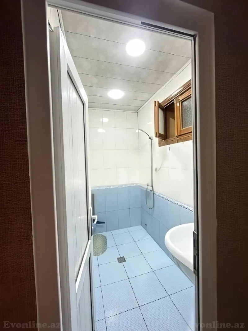 Satılır 5 otaqlı Mənzil Köhnə tikili 130 m² 8-ci mikrorayon - şəkil 9