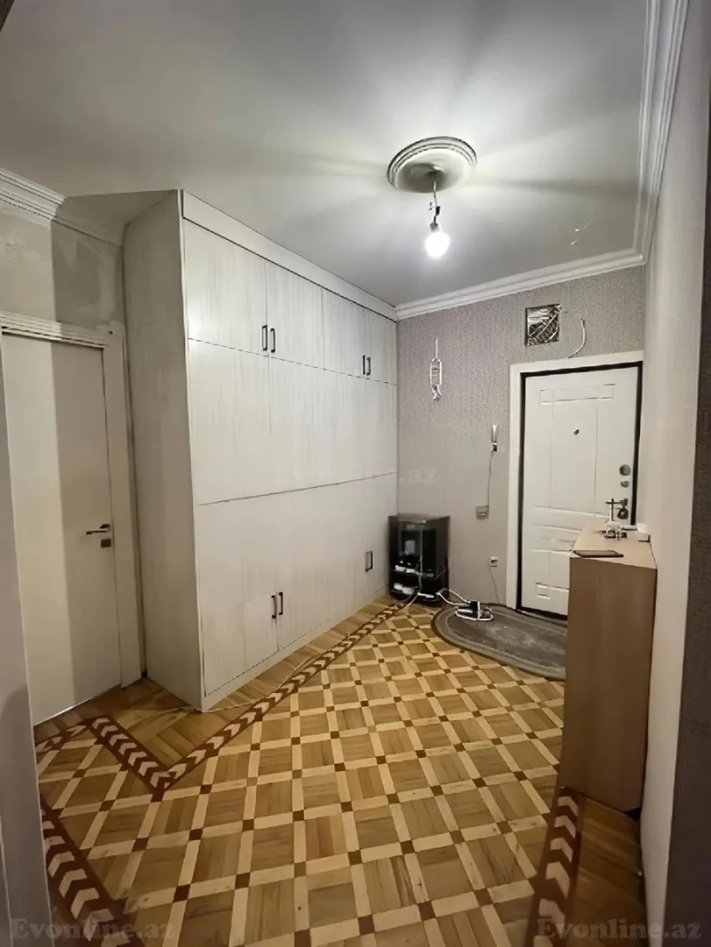 Satılır 5 otaqlı Mənzil Köhnə tikili 130 m² 8-ci mikrorayon - şəkil 10