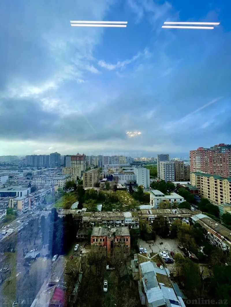 3 otaqlı Mənzil 125 m² 28 May m. Satılır