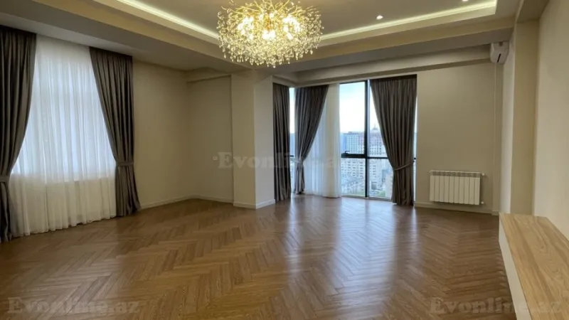 Satılır 3 otaqlı Mənzil Yeni tikili 125 m² 28 May m. - şəkil 2