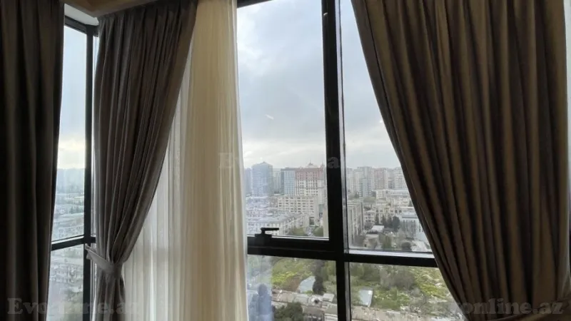 Satılır 3 otaqlı Mənzil Yeni tikili 125 m² 28 May m. - şəkil 3