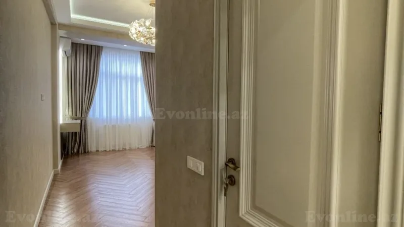Satılır 3 otaqlı Mənzil Yeni tikili 125 m² 28 May m. - şəkil 18