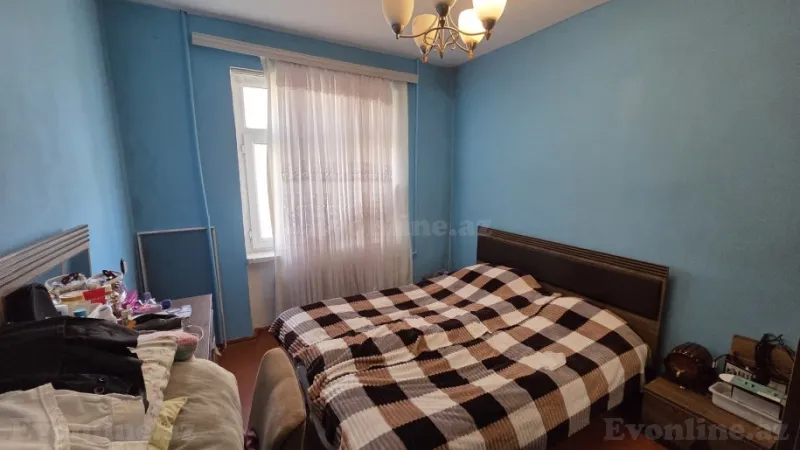 Satılır 2 otaqlı Mənzil Köhnə tikili 65 m² 8-ci mikrorayon - şəkil 3