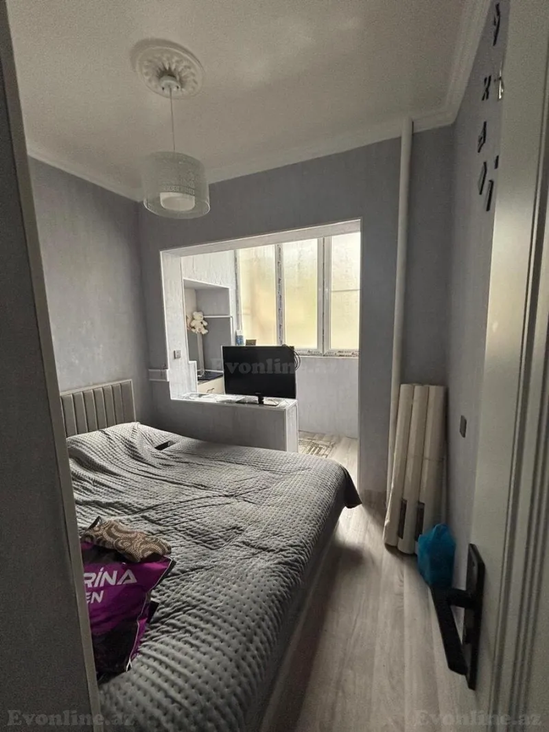 Satılır 2 otaqlı Mənzil Köhnə tikili 45 m² Qaraçuxur - şəkil 2