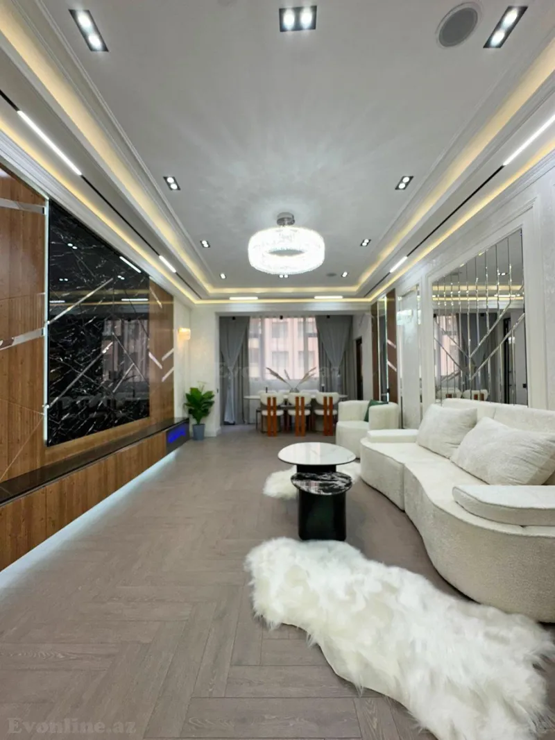 3 otaqlı Mənzil 155 m² 28 May m. Satılır