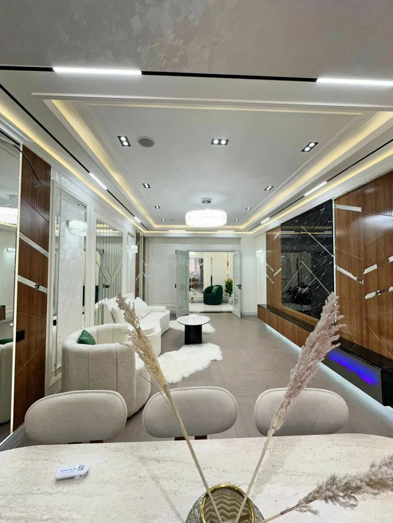 Satılır 3 otaqlı Mənzil Yeni tikili 155 m² 28 May m. - şəkil 2